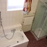 Badacsony Apartmanhaz 바다초니토마이