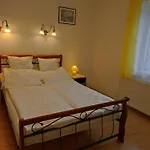 아파트 Badacsony Apartmanhaz *