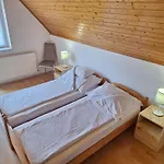 Badacsony Apartmanhaz *