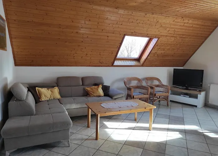 Апартаменты Badacsony Apartmanhaz *