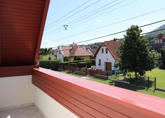 Badacsony Apartmanhaz * Badacsonytomaj